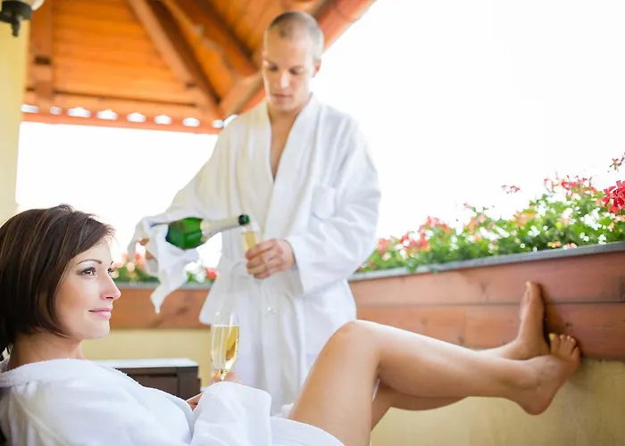 Kehida Hertelendy Haz Hotell 4*